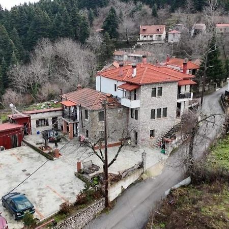 Guesthouse Petrino Pezoúla المظهر الخارجي الصورة